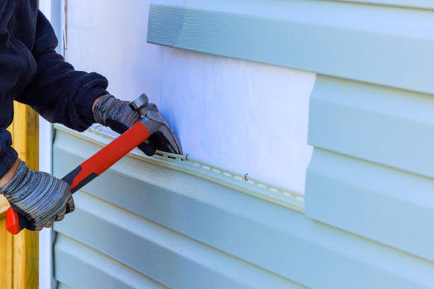 Trusted Emergency Siding Repair service in Abingdon, IL - Creative Siding